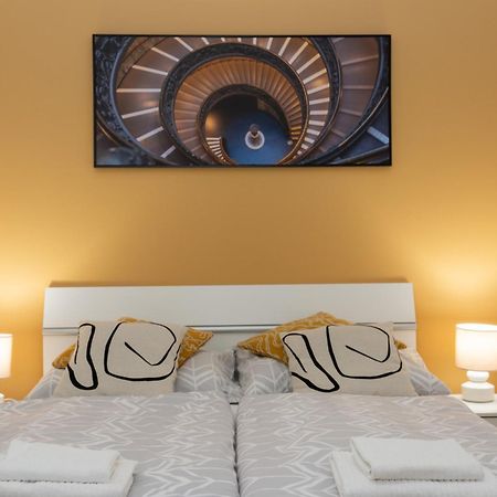 Washingtonova Cr Apartments Prague Ngoại thất bức ảnh